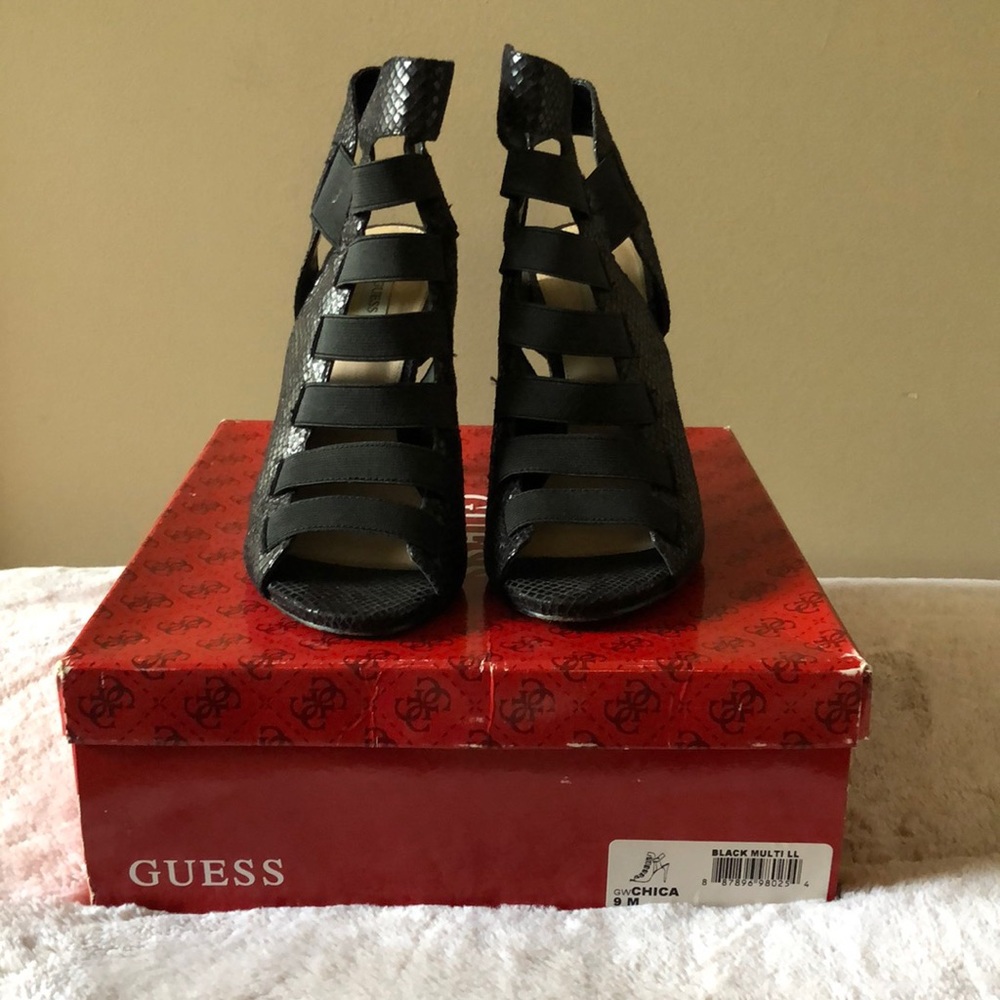 Guess Chica Caged Heel